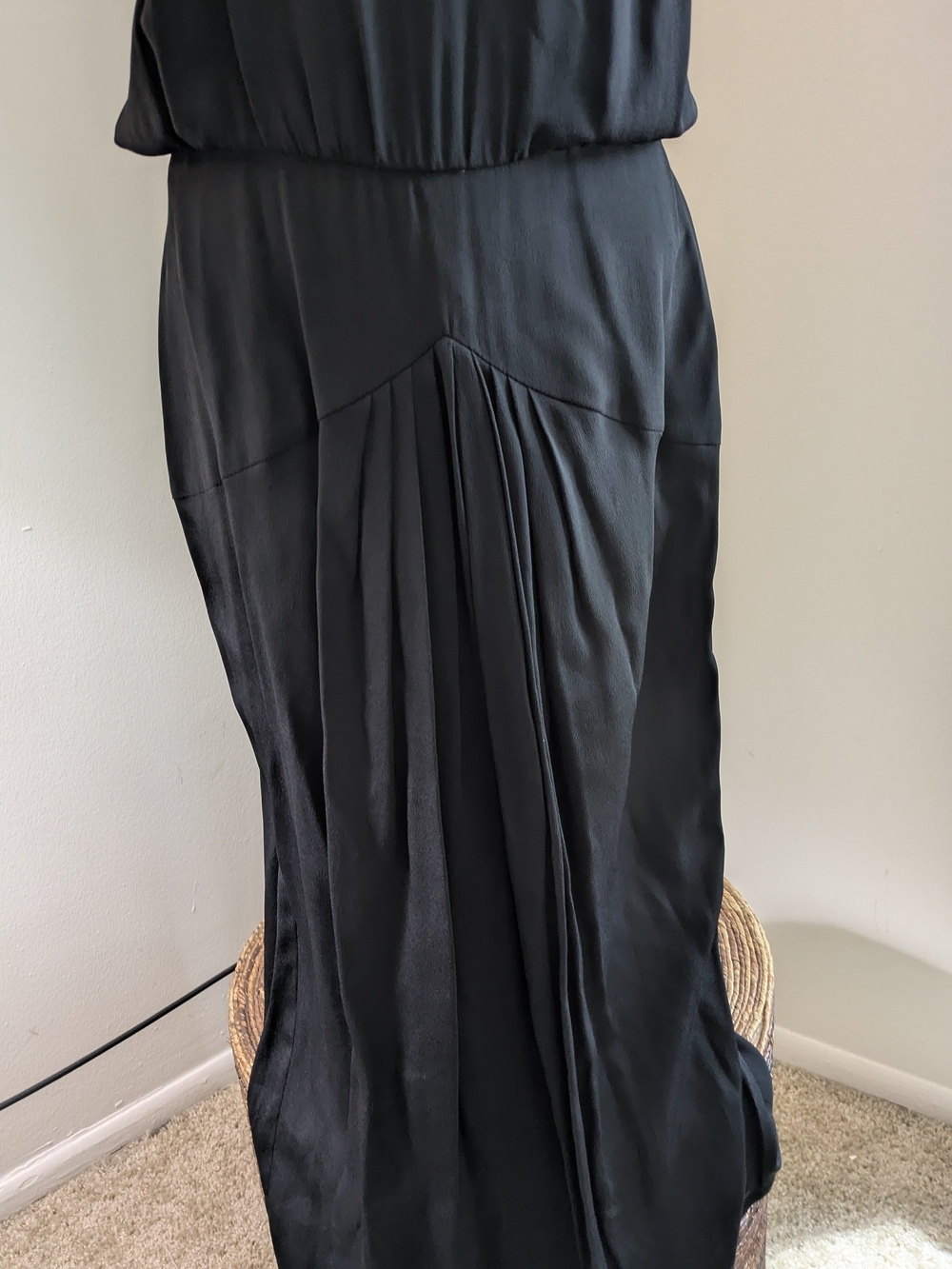1940s Vintage Phoebe Classic Black Maxi Dress with Decorative Collar - Picture 8 of 10